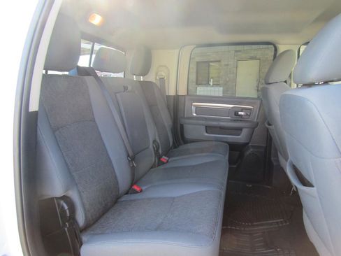 Used 2018 RAM 3500 Lone Star image 13