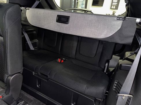 New 2026 Mitsubishi Outlander ES FWD image 30