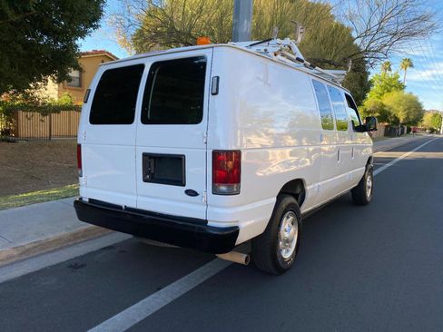 Used 2013 Ford E-250 and Econoline 250 w/ PWR Group image 2