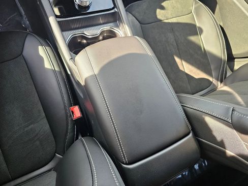 New 2025 Jeep Grand Cherokee Altitude image 23