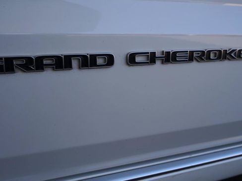 Used 2020 Jeep Grand Cherokee Summit w/ Platinum Series Group RWD image 28
