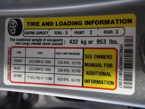 Used 2023 Ford Escape ST-Line w/ Tech Pack #1 AWD/4WD image 41
