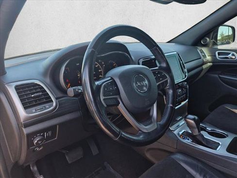 Used 2021 Jeep Grand Cherokee Laredo X AWD/4WD image 10