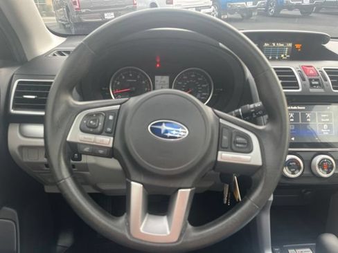 Used 2017 Subaru Forester 2.5i Premium w/ All-Weather Package AWD/4WD image 34