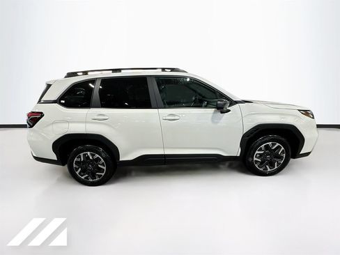 Used 2026 Subaru Forester Premium AWD/4WD image 4