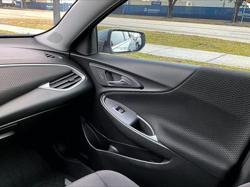 Used 2024 Chevrolet Malibu LT image 15