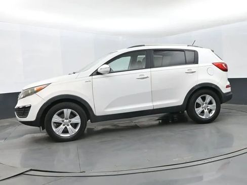 Used 2011 Kia Sportage LX w/ Convenience Pkg AWD/4WD image 5