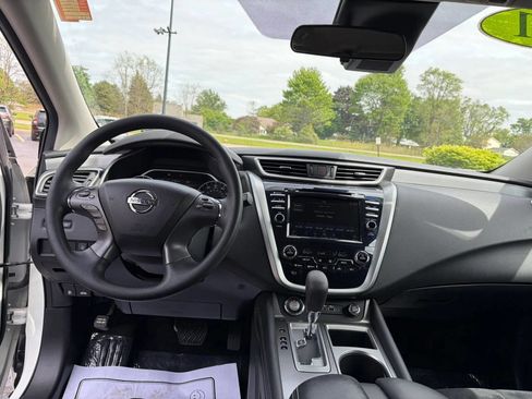Used 2021 Nissan Murano S AWD/4WD image 13