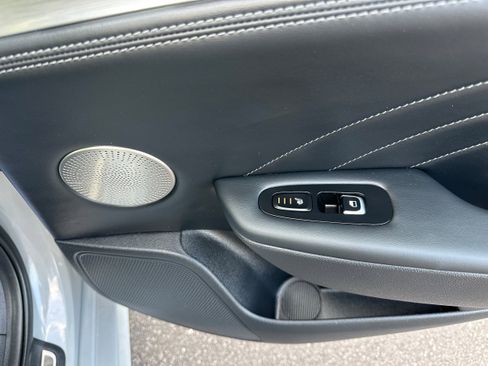 Used 2023 Kia Stinger GT2 image 21