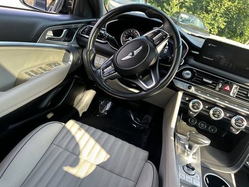 Used 2022 Genesis G70 2.0T w/ Prestige Package RWD image 20