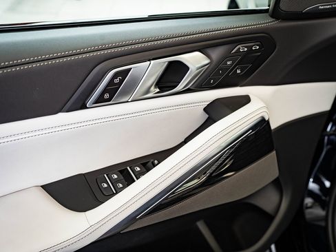 New 2026 BMW X6 xDrive40i image 22