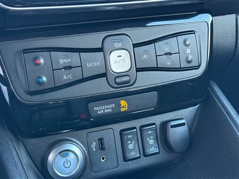 Used 2019 Nissan Leaf SL w/ SL Technology Package image 20