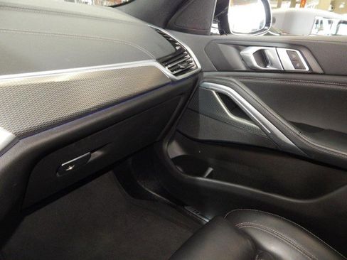 Used 2023 BMW X6 xDrive40i w/ M Sport Package image 33