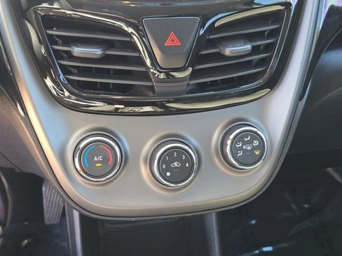 Used 2021 Chevrolet Spark LT FWD image 21
