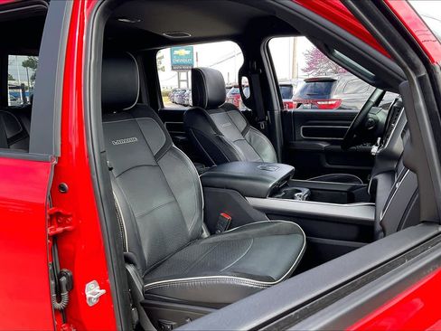 Used 2024 RAM 2500 Laramie w/ Night Edition image 9