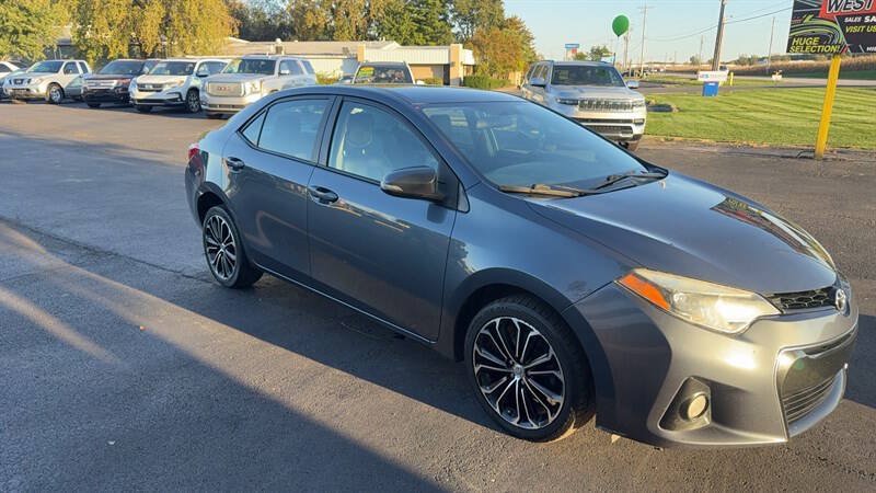 Used 2016 Toyota Corolla S FWD image 2