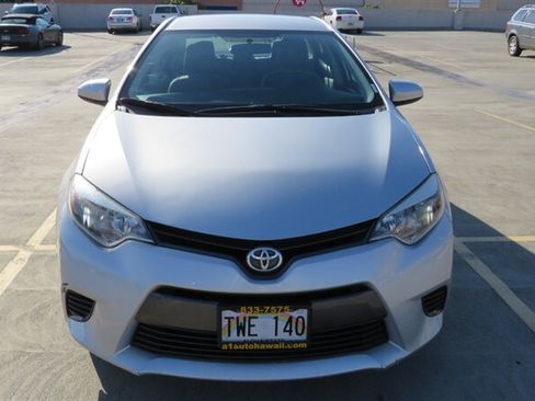 Used 2016 Toyota Corolla LE FWD image 4