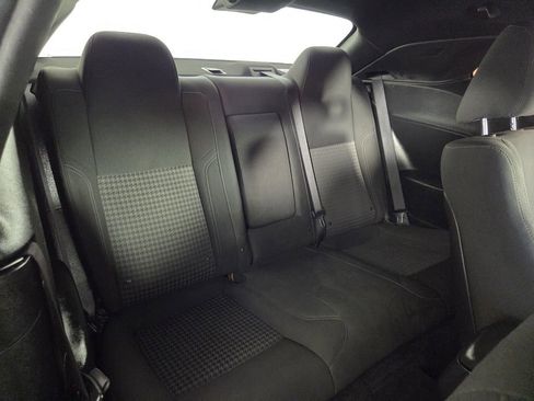 Certified 2018 Dodge Challenger R/T image 32