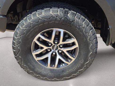 Used 2018 Ford F150 Raptor w/ Equipment Group 802A Luxury AWD/4WD image 10