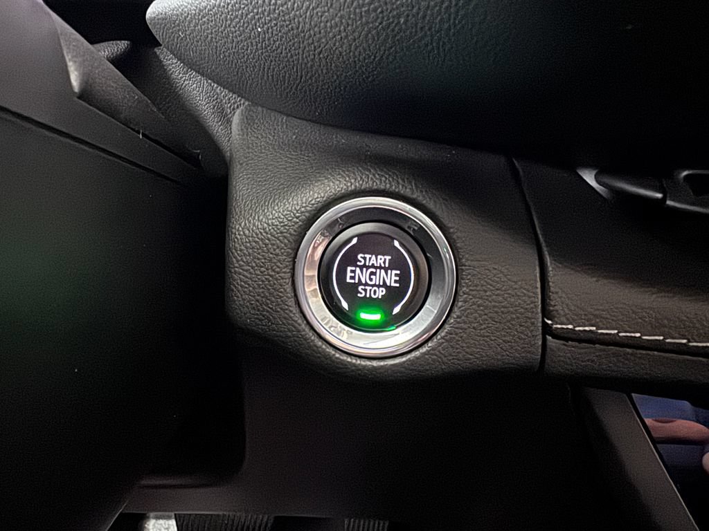 Certified 2023 Buick Envision Essence AWD/4WD image 18