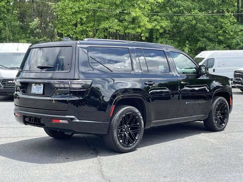 New 2026 Jeep Grand Wagoneer Limited AWD/4WD image 8