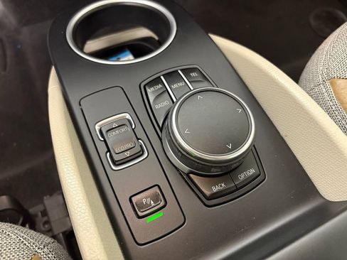 Used 2017 BMW i3 image 38