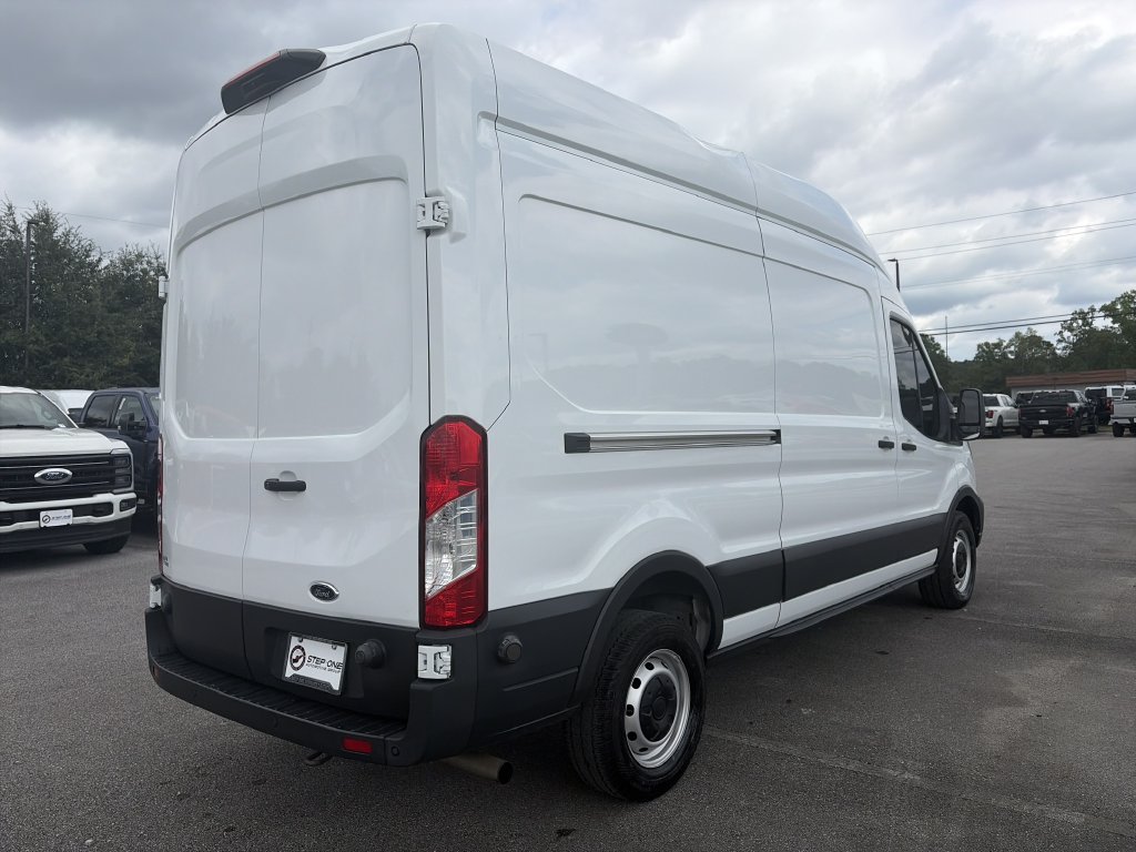 Used 2023 Ford Transit 250 148 High Roof w/ Load Area Protection Package RWD image 7