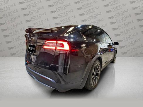 Used 2022 Tesla Model X image 6