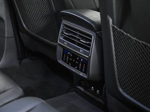 Certified 2025 Audi Q7 3.0T Premium Plus w/ Premium Plus Package image 18