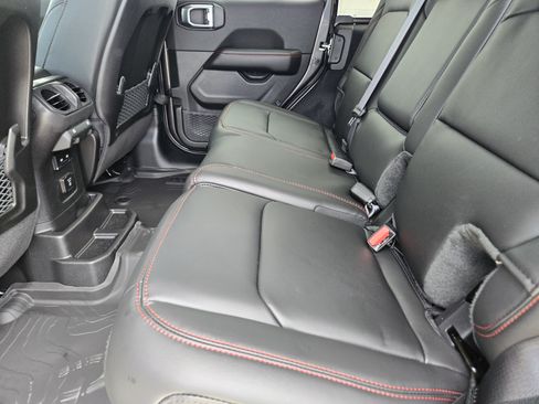 New 2026 Jeep Wrangler Unlimited Rubicon AWD/4WD image 21