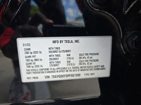 Used 2023 Tesla Model Y Performance AWD/4WD image 32