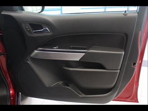 Used 2022 Chevrolet Colorado LT w/ Safety Package AWD/4WD image 25