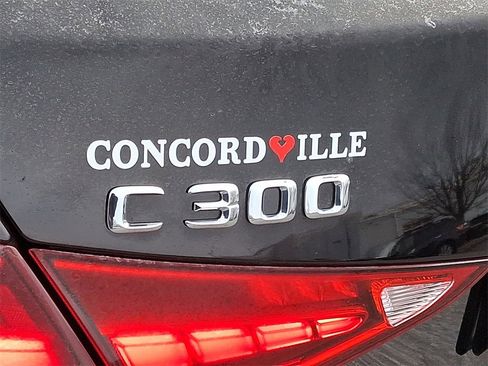 Used 2022 Mercedes-Benz C 300 4MATIC Sedan image 31