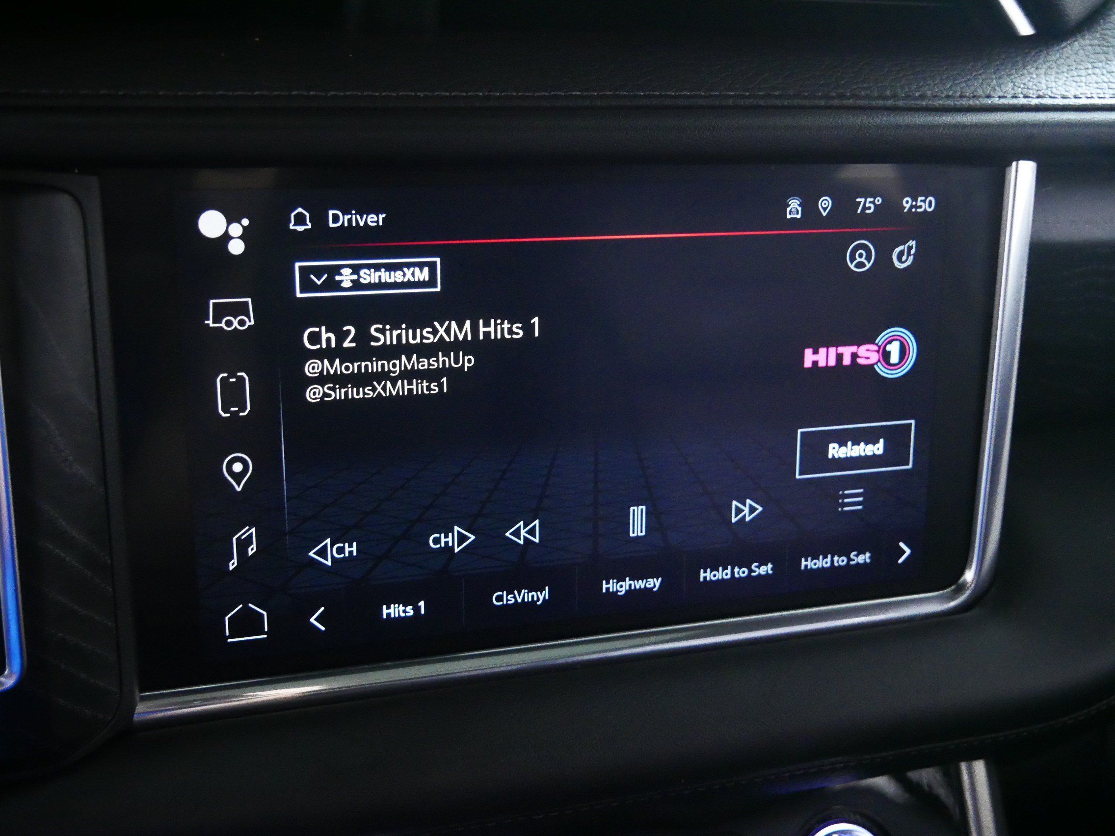 Certified 2022 GMC Yukon Denali w/ Denali Premium Package AWD/4WD image 22