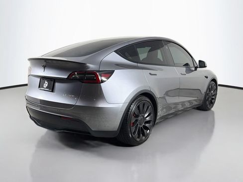 Used 2024 Tesla Model Y Performance AWD/4WD image 5