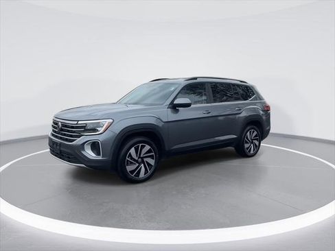 Certified 2025 Volkswagen Atlas SE AWD/4WD image 4