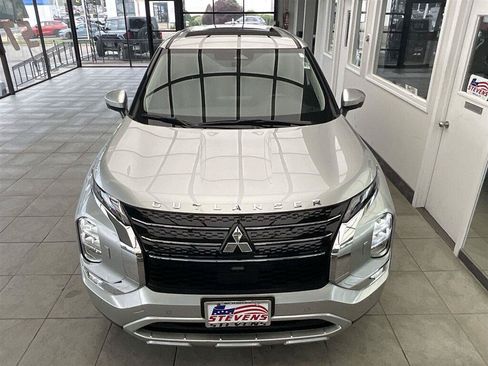 Used 2024 Mitsubishi Outlander SE AWD/4WD image 27