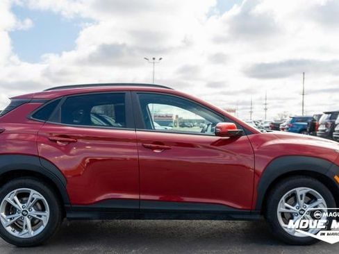Used 2023 Hyundai Kona SEL image 5