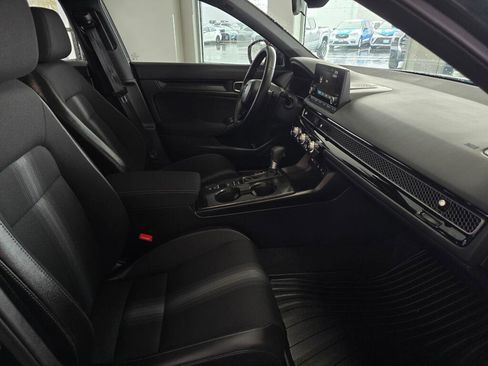 Used 2025 Honda Civic Sport image 44