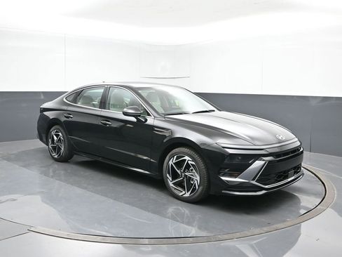 New 2026 Hyundai Sonata SEL FWD image 7