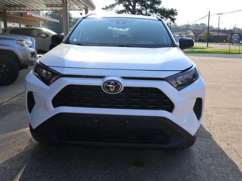 Used 2020 Toyota RAV4 LE w/ All Weather Liner Package FWD image 4