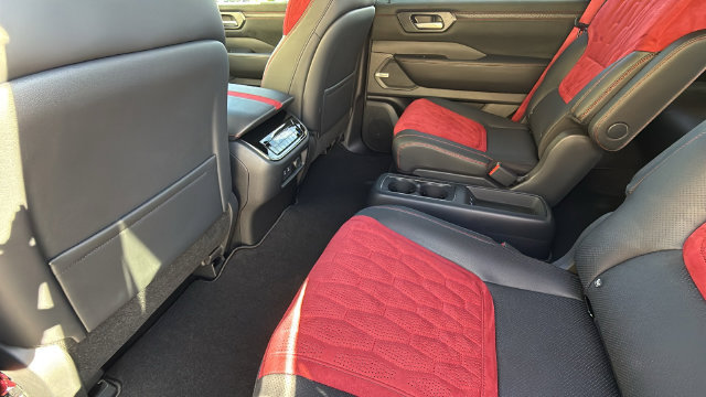 Certified 2026 Nissan Armada NISMO AWD/4WD image 24
