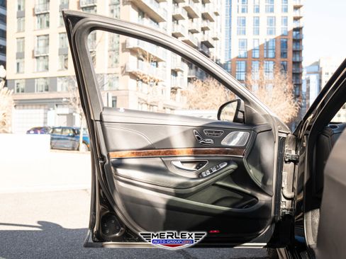 Used 2019 Mercedes-Benz S 560 560 4MATIC image 41