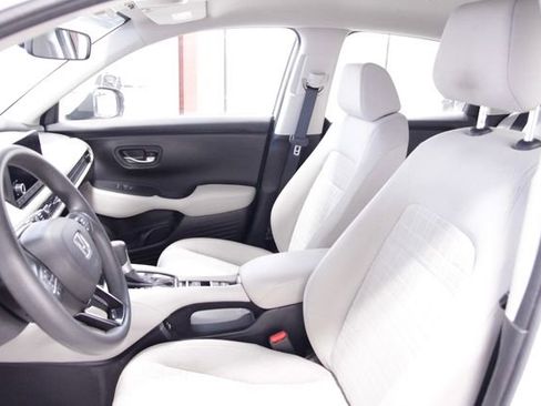 Certified 2023 Honda HR-V LX image 15