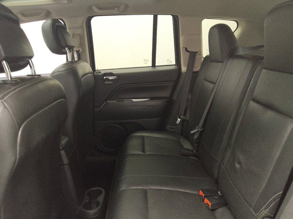 Used 2016 Jeep Compass High Altitude FWD image 18
