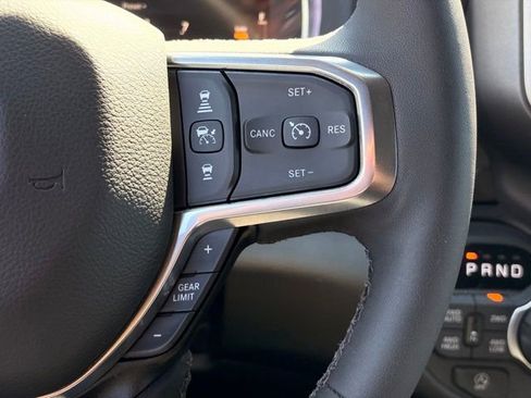 Used 2025 RAM 1500 Big Horn AWD/4WD image 22