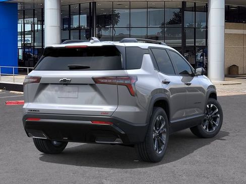 New 2027 Chevrolet Equinox RS w/ Safety and Technology Package FWD image 4