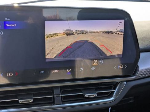 New 2026 Chevrolet Equinox EV LT image 22