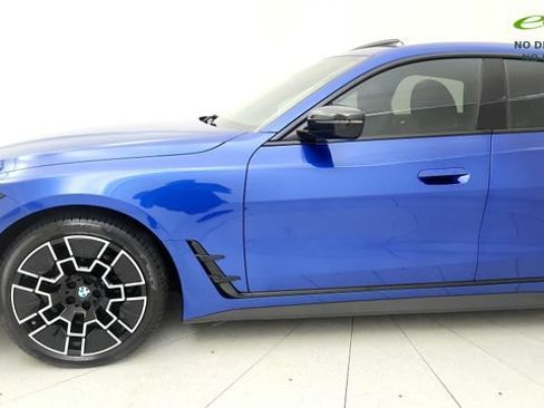 Used 2025 BMW 430i xDrive w/ M Sport Package AWD/4WD image 18