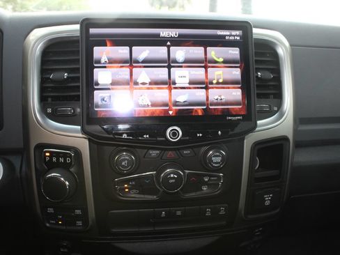 Used 2018 RAM 1500 Big Horn AWD/4WD image 10